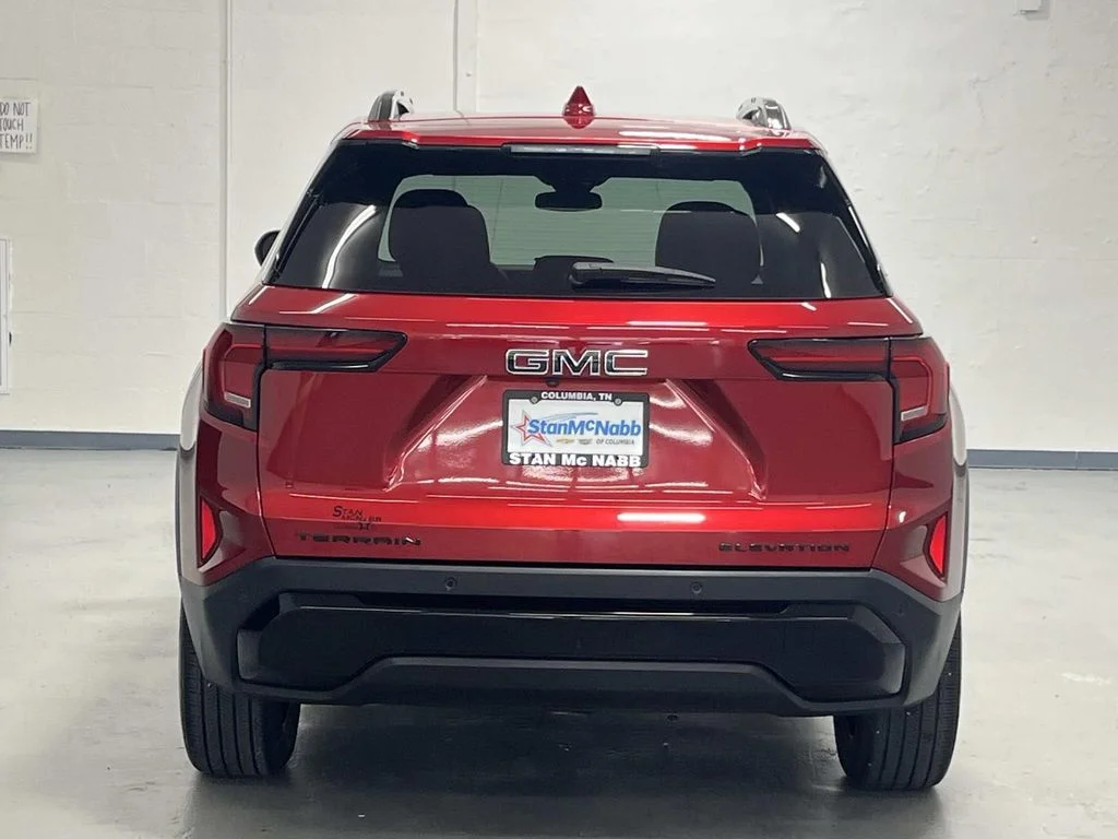Used 2026 Volcanic Red Tintcoat GMC Elevation image 7