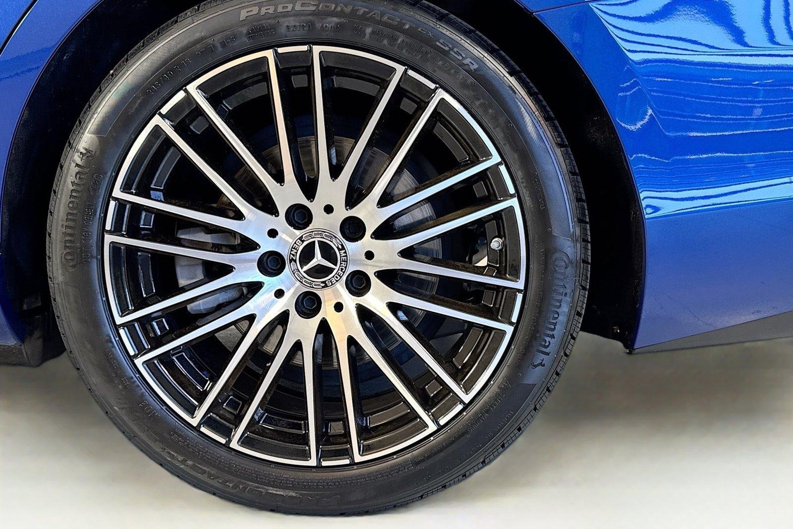 Used 2022 Starling Blue Metallic Mercedes-Benz C 300 image 30