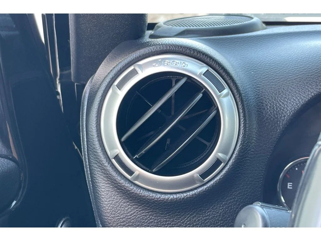 Used 2017 Black Clearcoat Jeep Sahara image 26