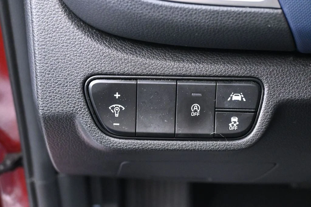 Used 2023 Mars Orange Kia S image 15