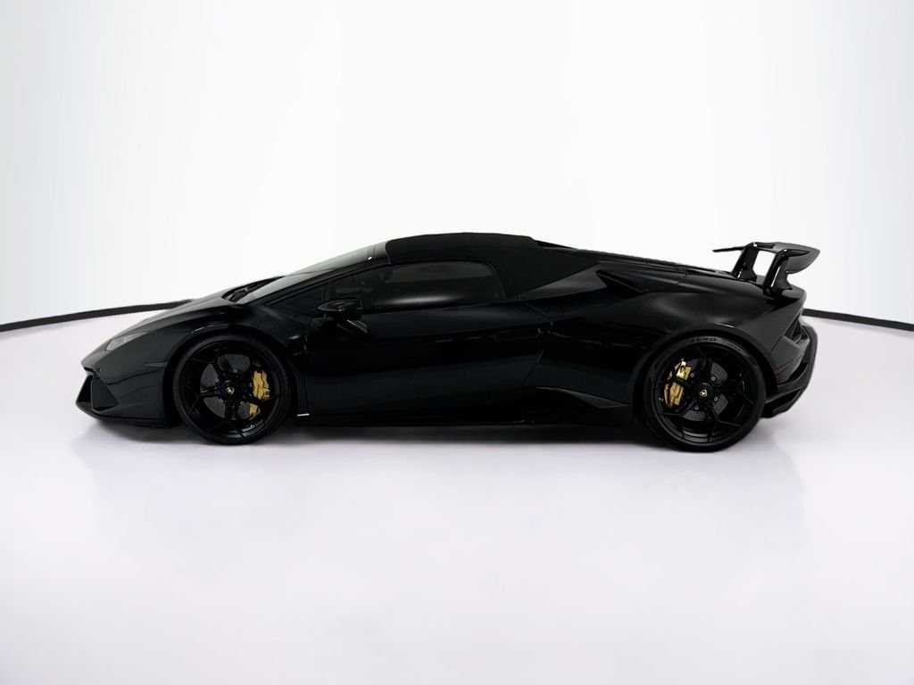 Used 2018 Nero Noctis Lamborghini Performante image 16