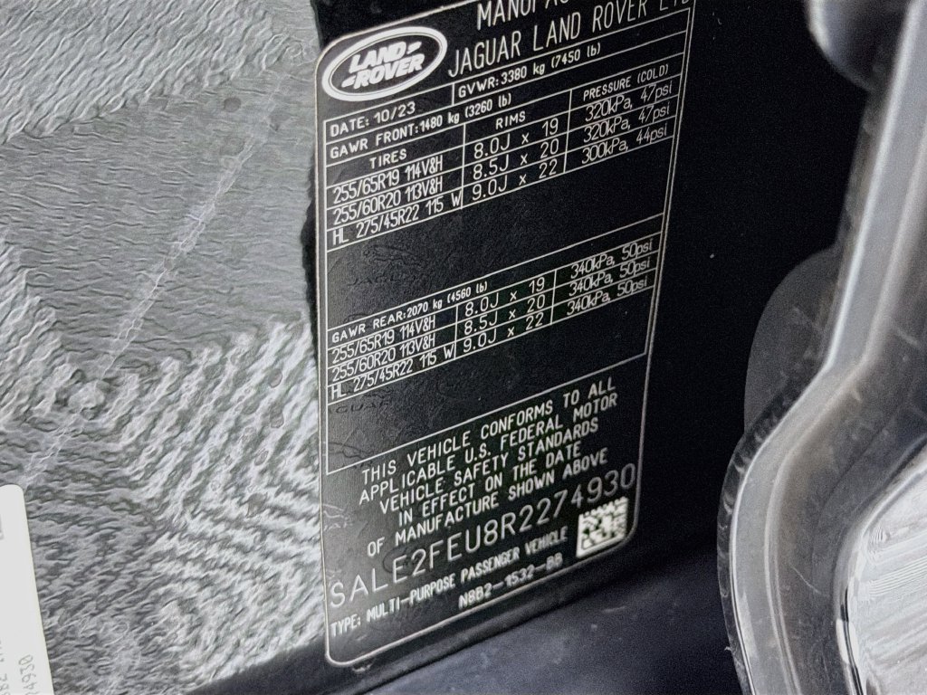 Certified Used 2024 Black Land Rover X-Dynamic SE image 34