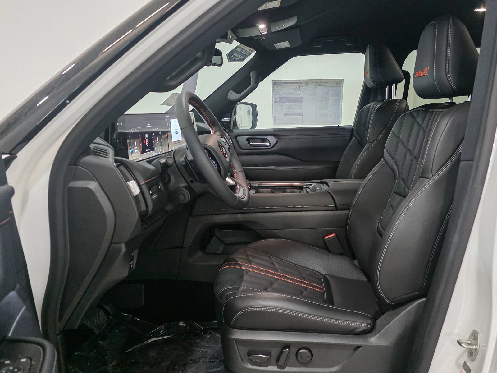 2026 Nissan Armada PRO-4X - Photo 20