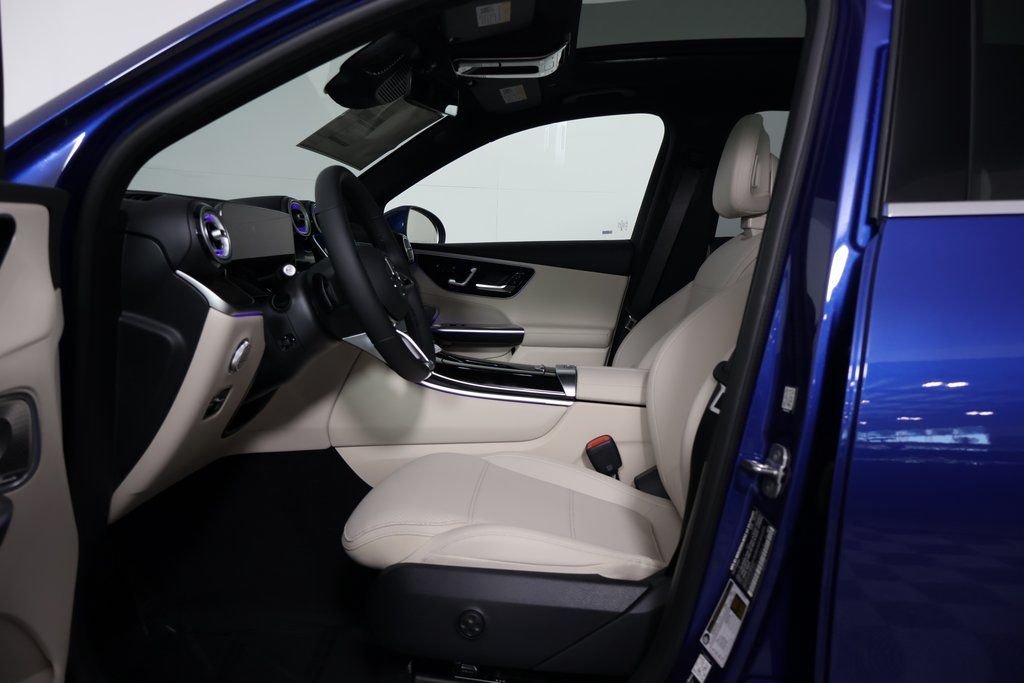 New 2027 Starling Blue Metallic Mercedes-Benz GLC 300 image 5