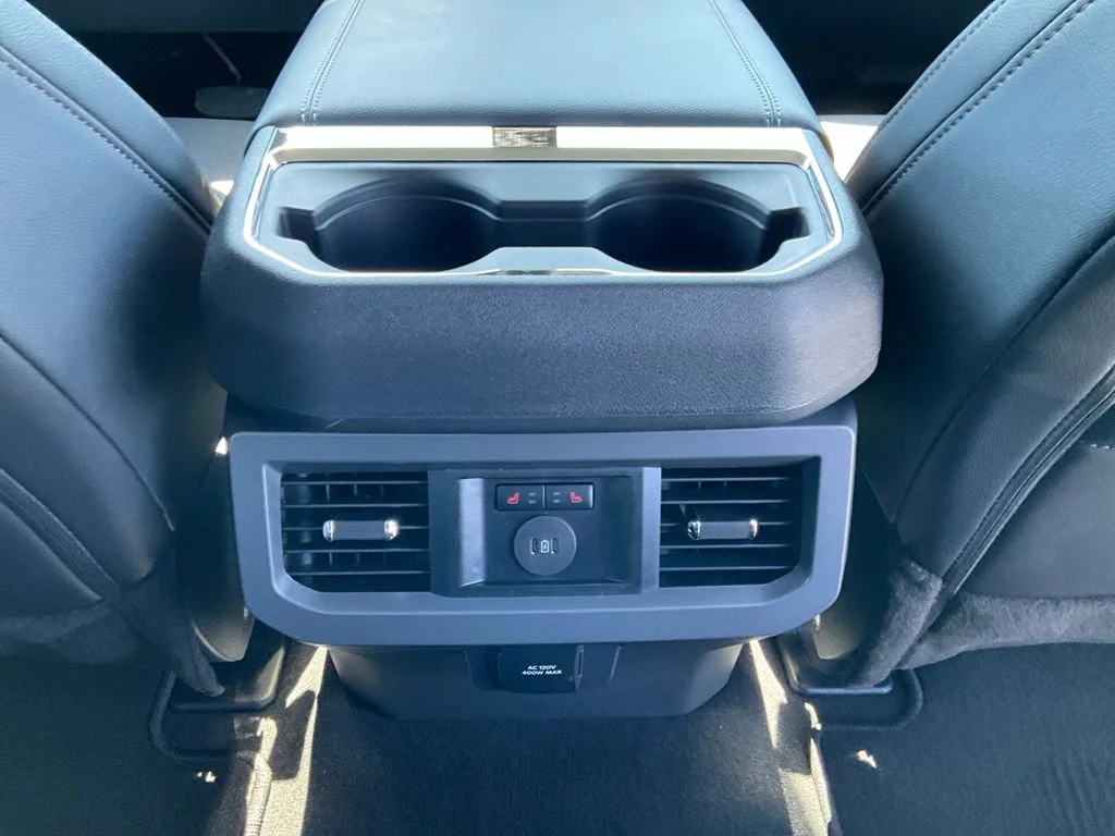 New 2026 Glacier Gray Metallic Tri-Coat Ford F-350® Lariat® image 14