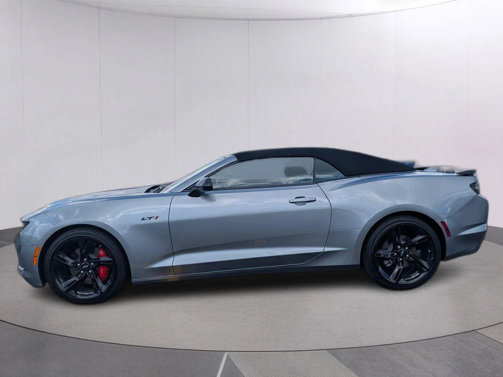 Used 2023 Sharkskin Metallic Chevrolet LT1 image 5