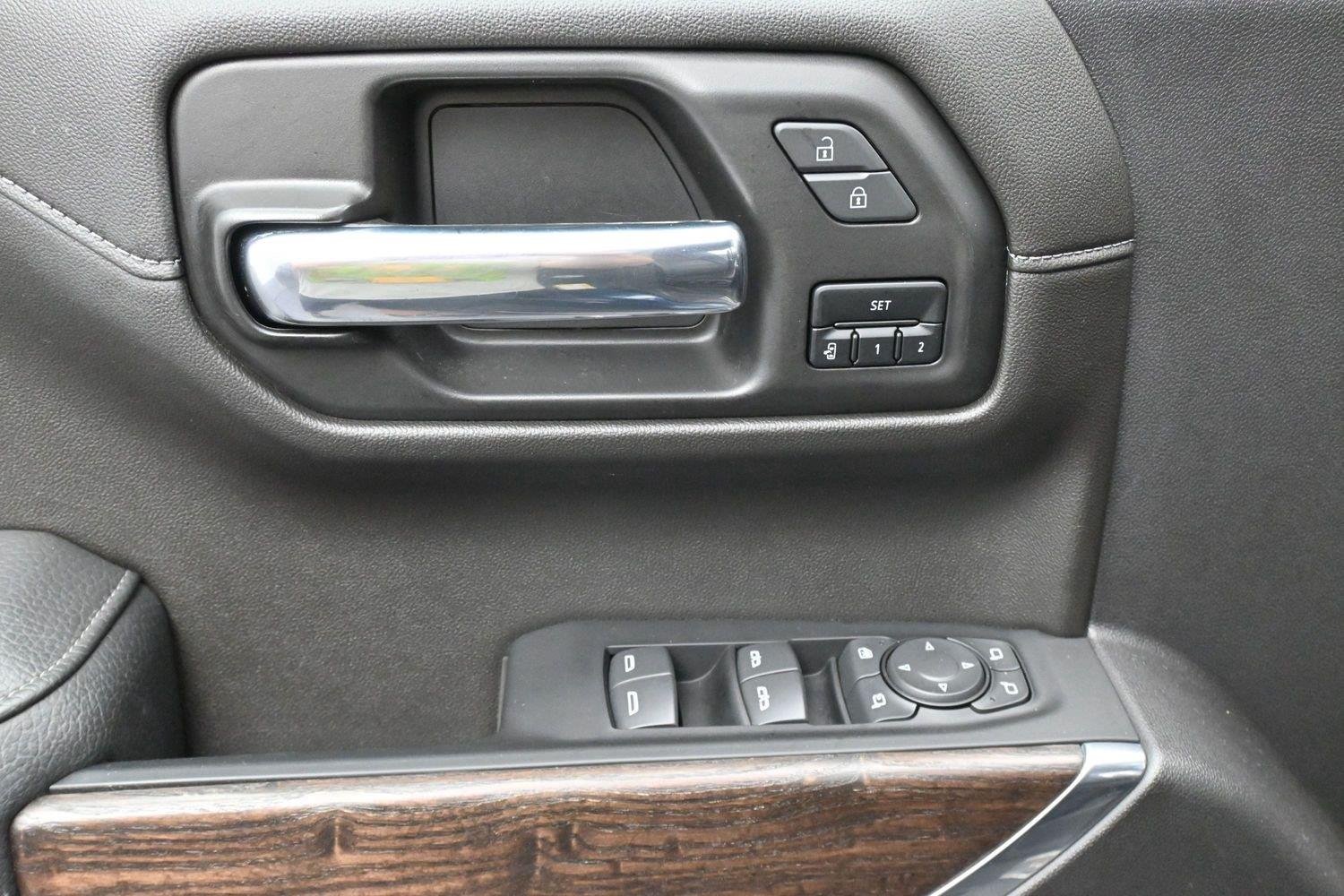 Used 2022 PACIFIC BLUE METALLIC GMC Denali image 11