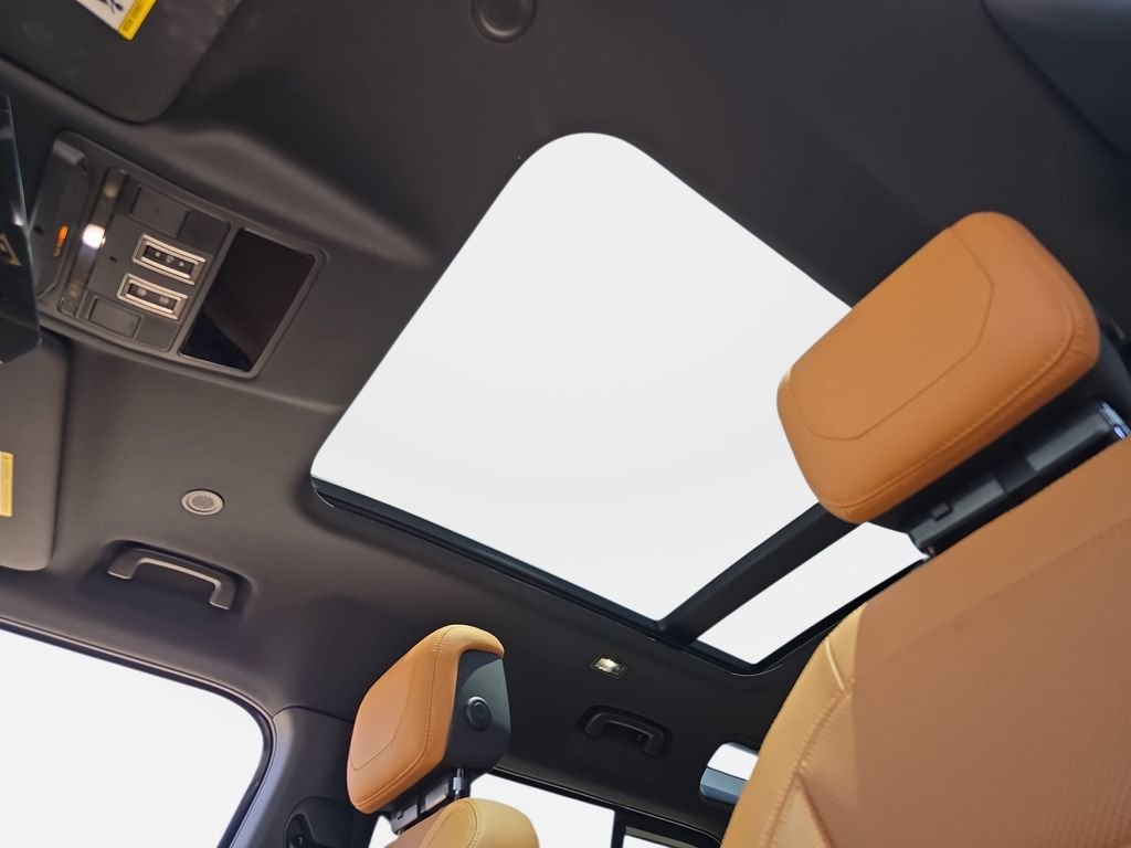 Certified Used 2024 Gray Land Rover Carpathian Edition image 30