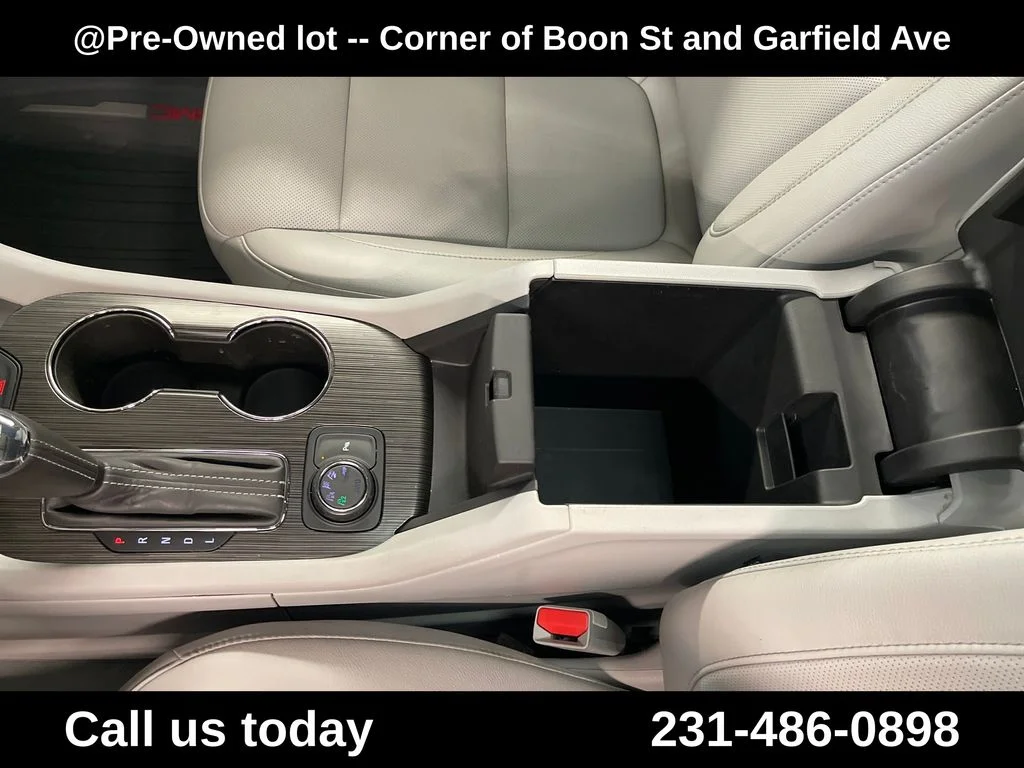 Used 2018 Red GMC SLT-1 image 26