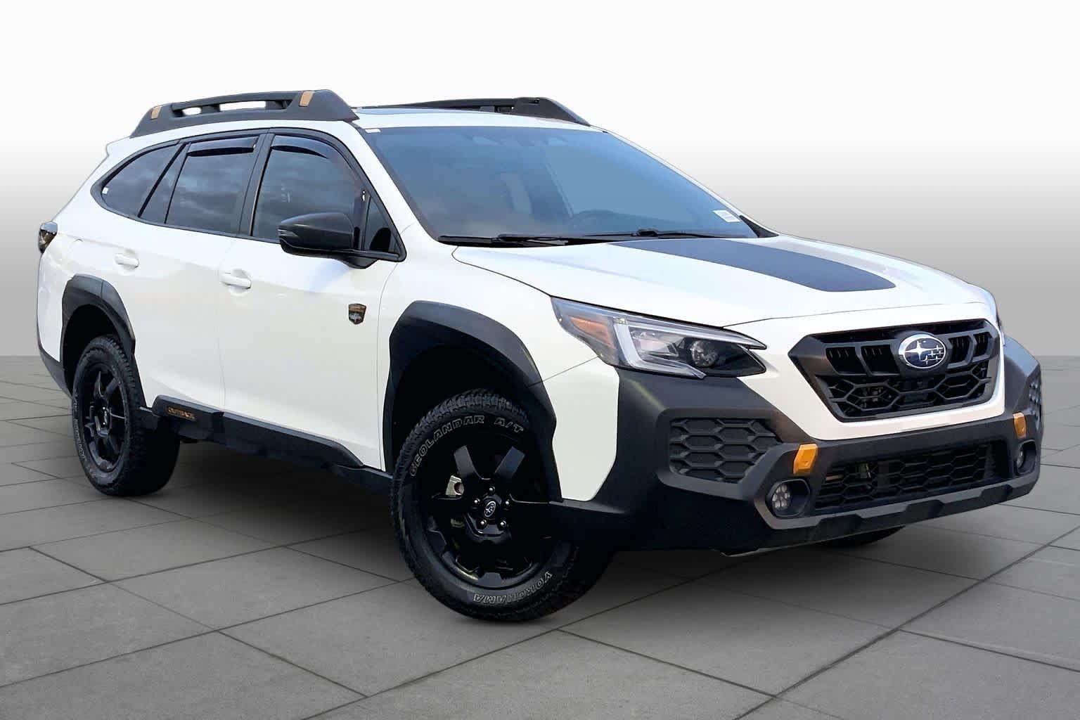 Used 2025 Crystal White Pearl Subaru Wilderness image 3