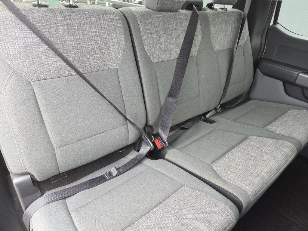 Certified Used 2023 Oxford White Ford XLT image 5
