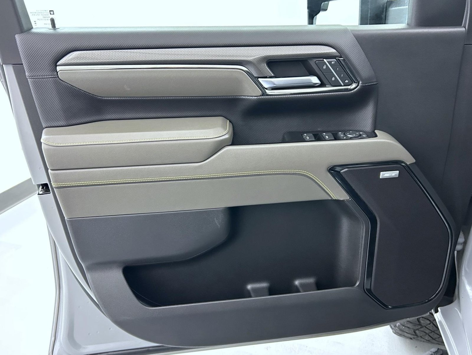 Used 2024 Gray Chevrolet ZR2 image 9