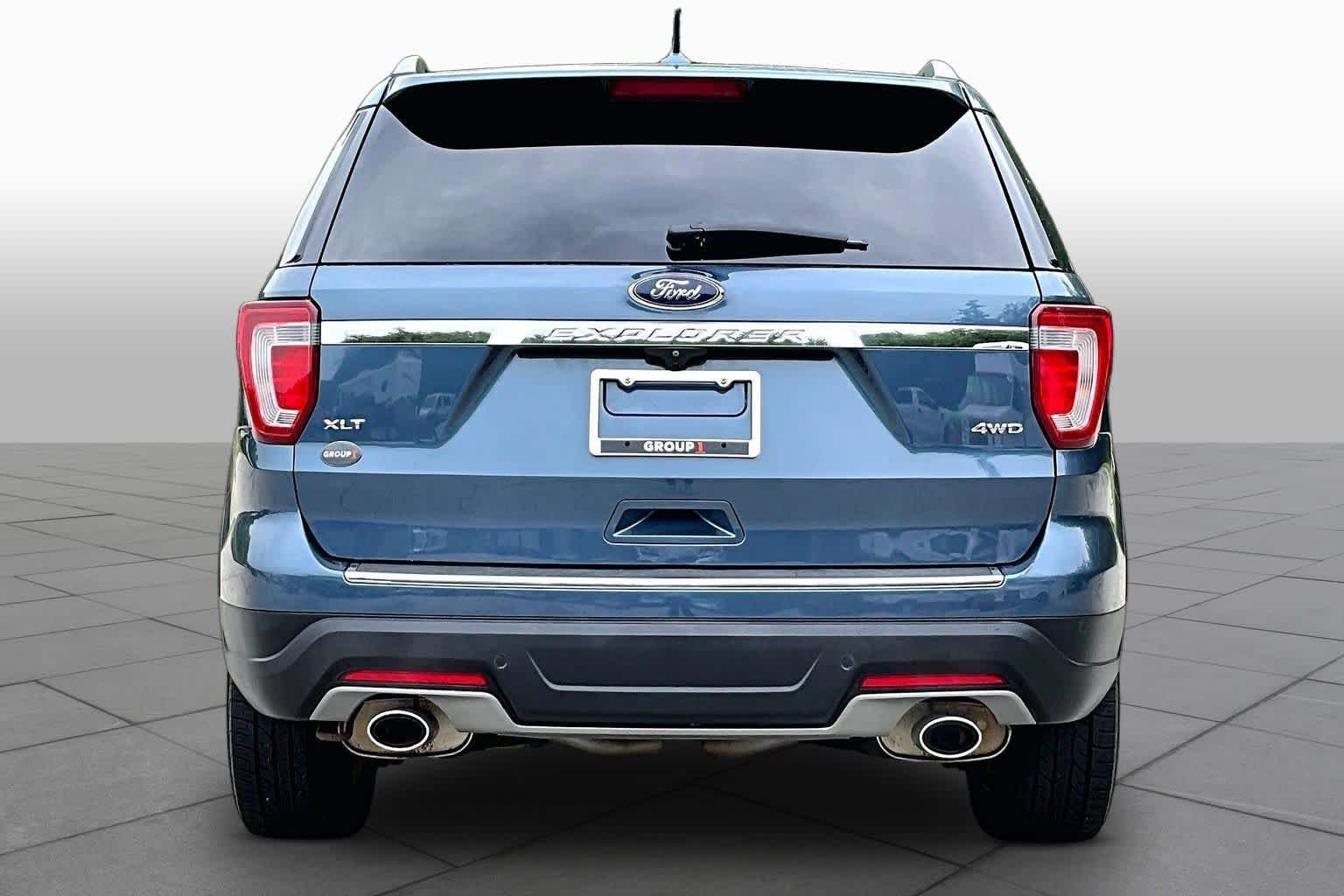 Used 2018 Blue Metallic Ford XLT image 5