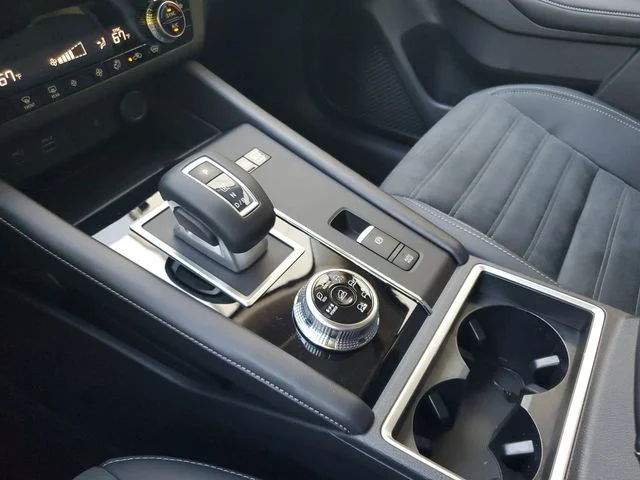 New 2026 Gray Nissan SL image 10