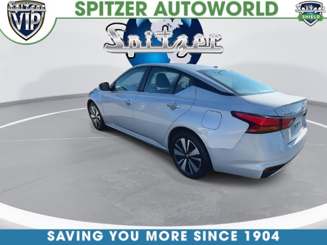 Used 2021 Silver Nissan 2.5 SV image 12