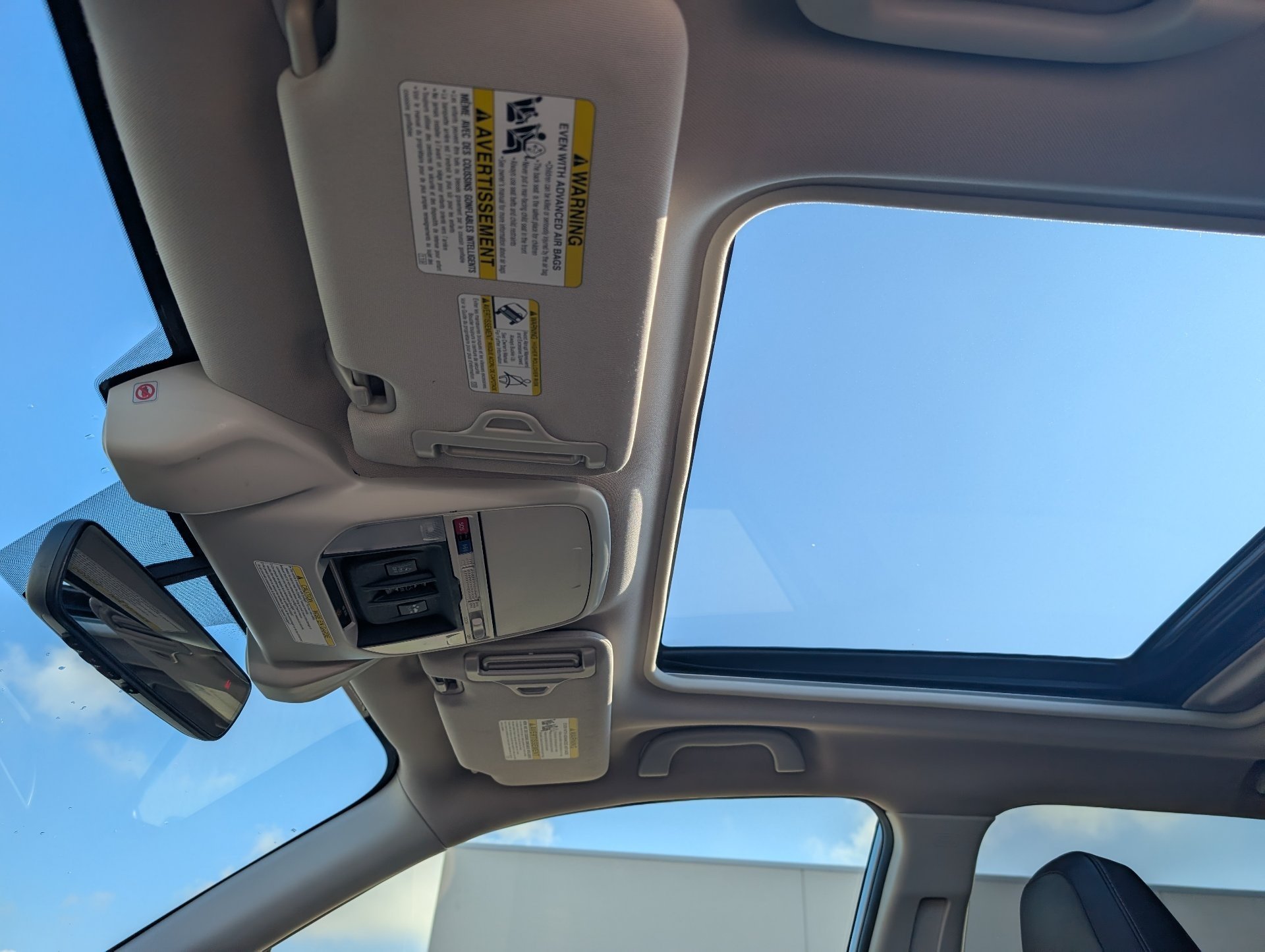 Used 2019 Silver Subaru Limited image 21