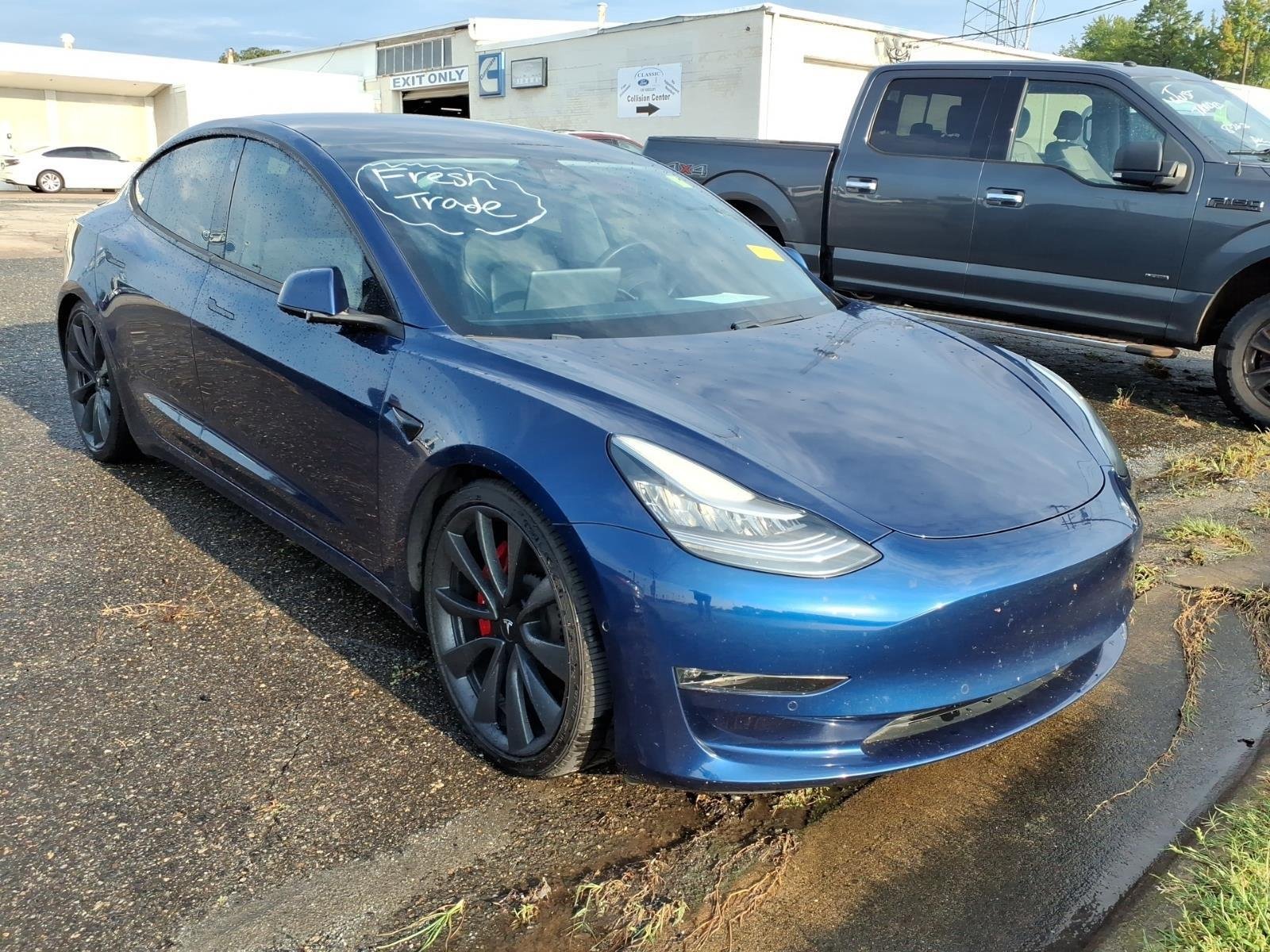 Used 2019 Deep Blue Metallic Tesla Long Range image 2