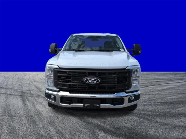 New 2027 White Ford XL image 9