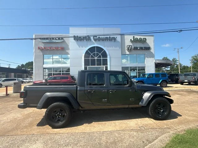 Used 2020 Gray Jeep Sport image 1