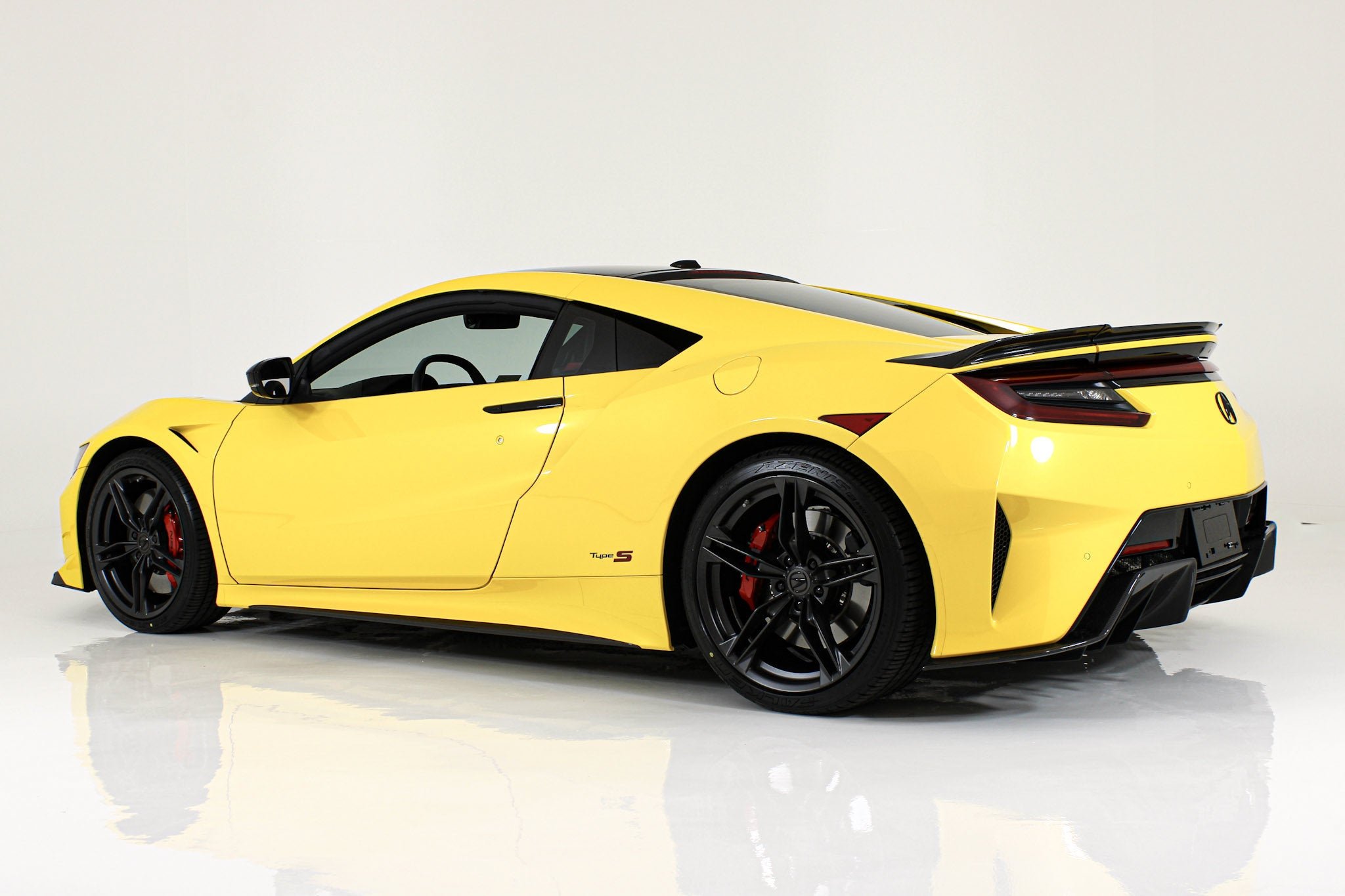 Used 2022 Yellow Acura Type S image 7