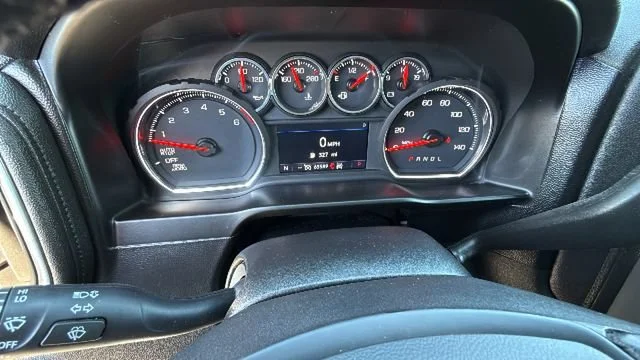 Used 2019 NORTHSKY BLUE METALLIC Chevrolet RST image 21
