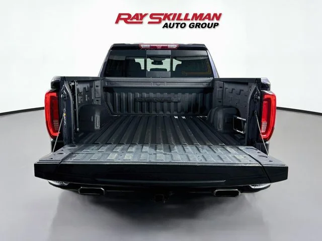 Used 2022 Silver GMC Denali image 27