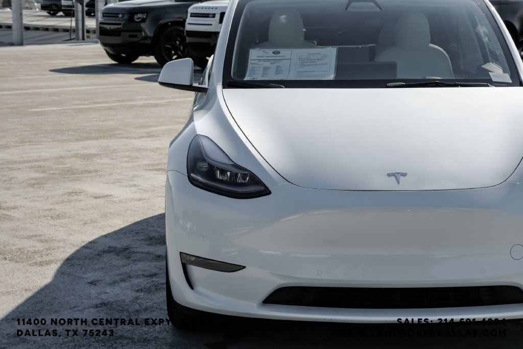 Used 2022 Pearl White Multi-Coat Tesla Performance image 35