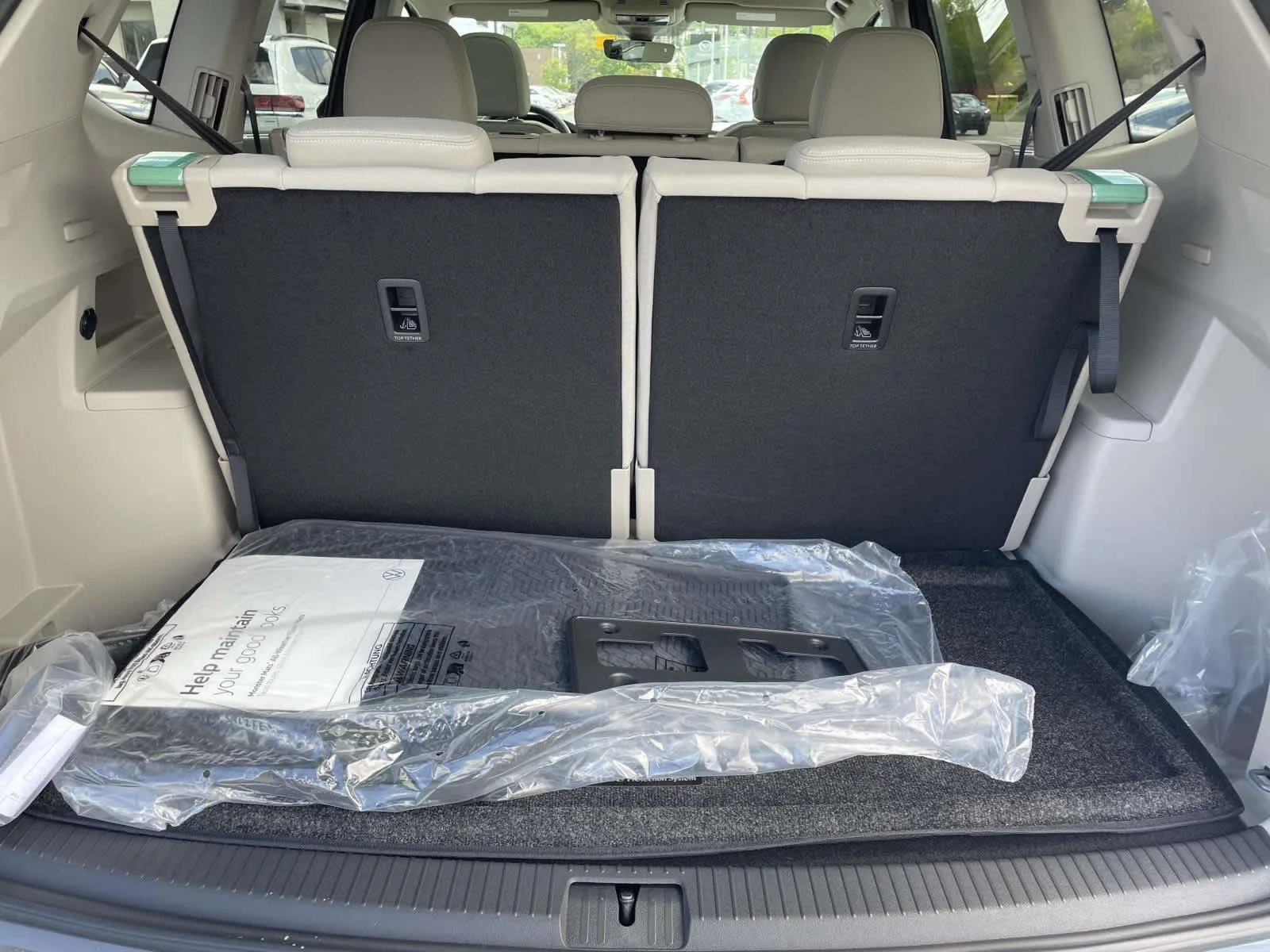 New 2026 Pure Gray Volkswagen 2.0T SE w/Technology image 18