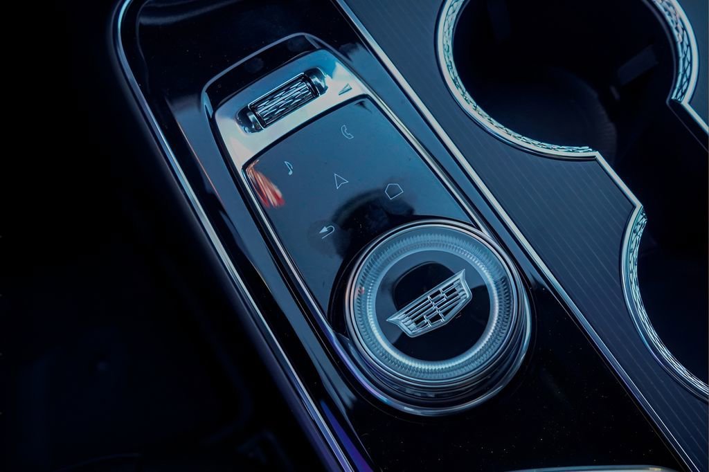 2026 Cadillac LYRIQ Luxury - Photo 14