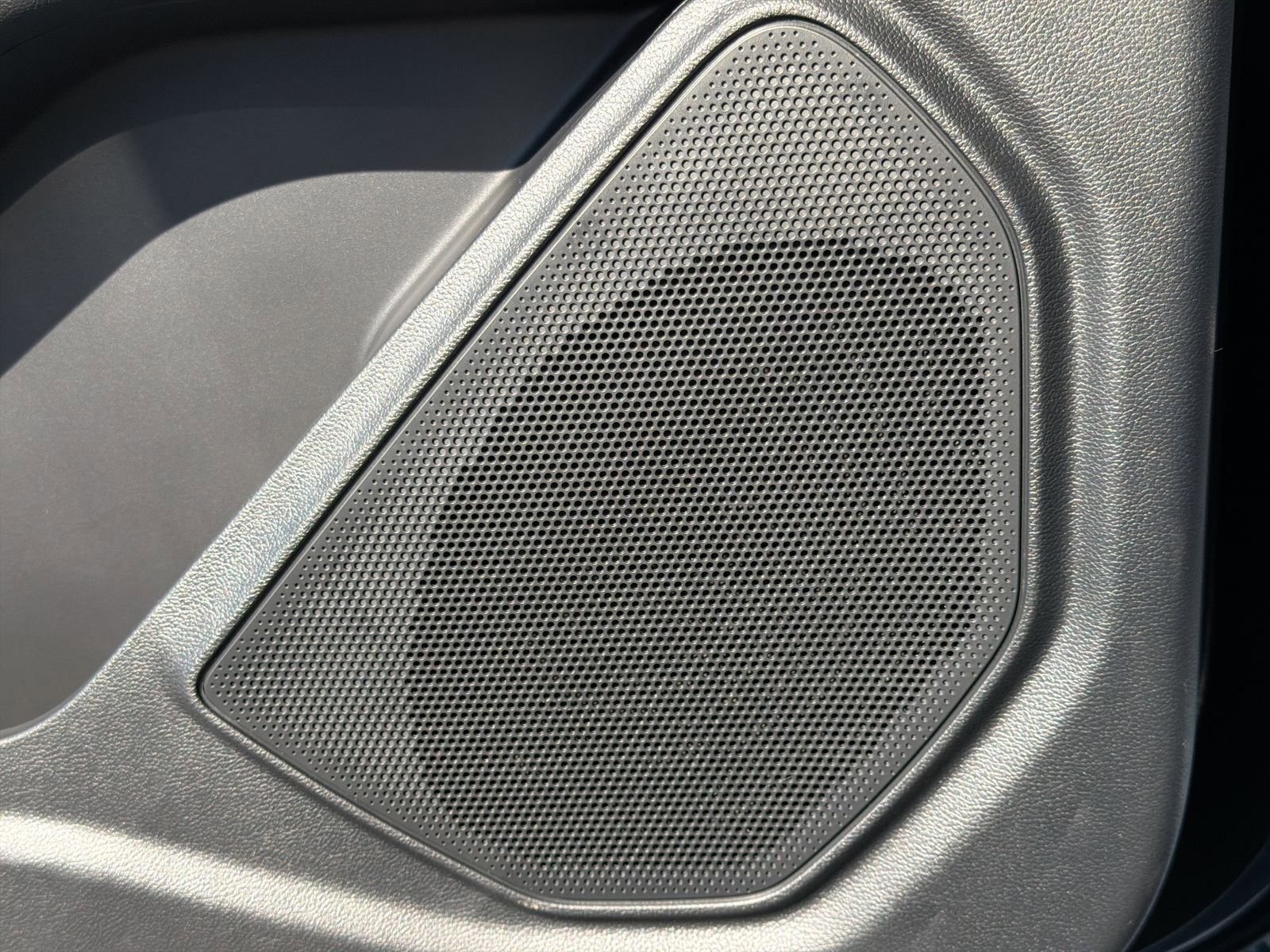 New 2026 Vapor Blue Metallic Ford Active image 33