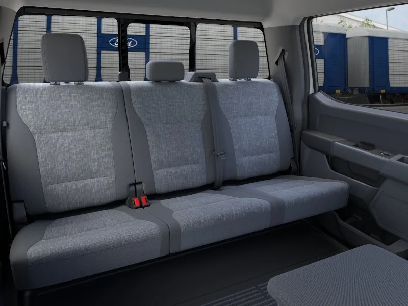 New 2026 Oxford White Ford XL image 11