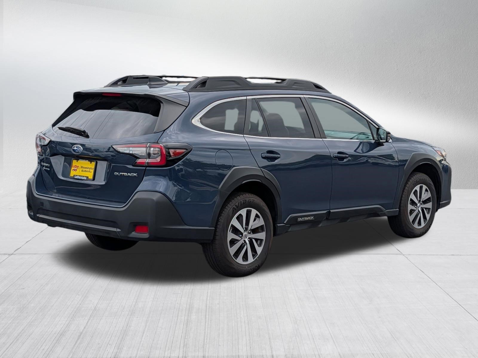 Used 2025 Cosmic Blue Pearl Subaru Premium image 7