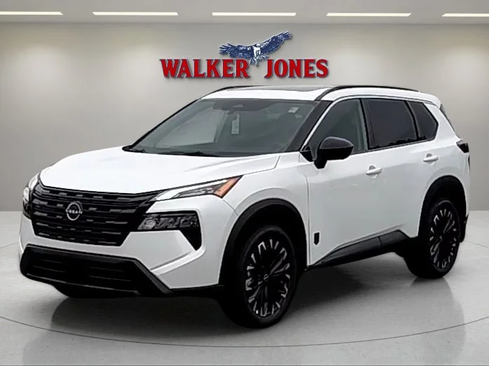 New 2026 Everest White Pearl TriCoat Nissan Dark Armor™ image 3