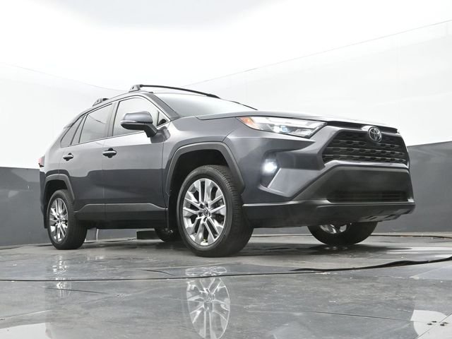 Used 2024 Magnetic Gray Metallic Toyota XLE Premium image 23