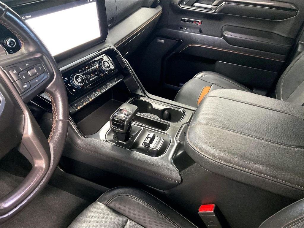 Used 2023 Black GMC AT4 image 20