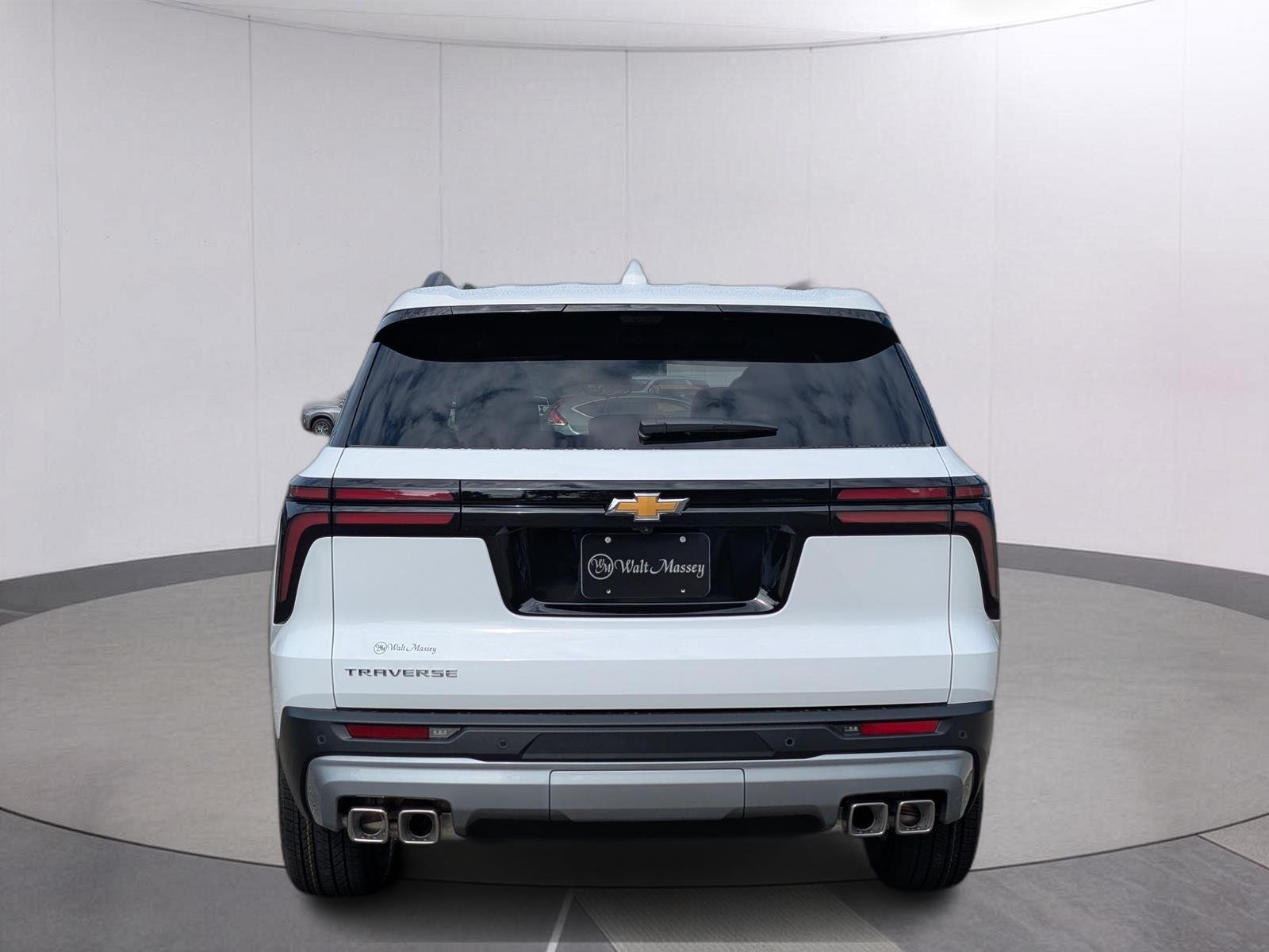 New 2027 Summit White Chevrolet LT image 4