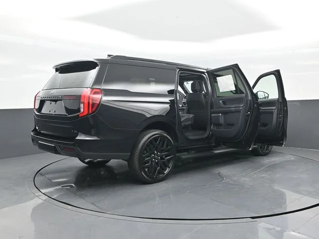 New 2026 Agate Black Metallic Ford MAX Platinum® image 30