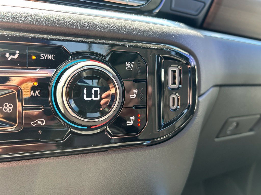 2026 Chevrolet Silverado 2500 HD High Country - Photo 39