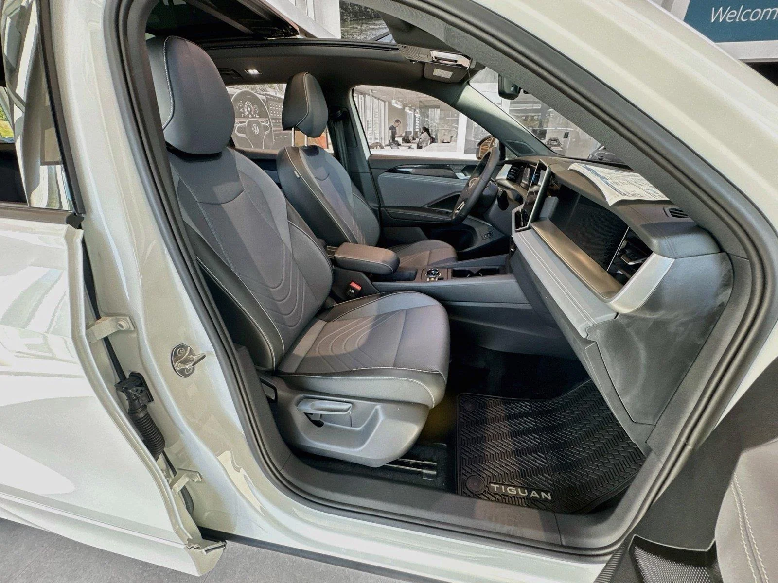 New 2026 WHITE Volkswagen SE R-Line Black image 26