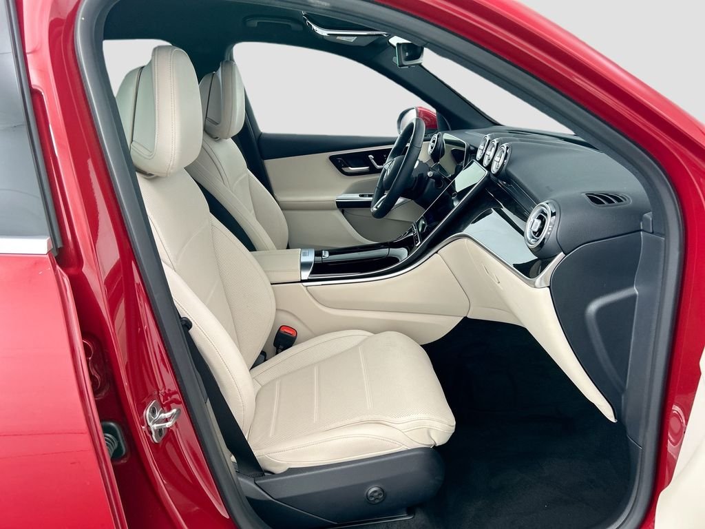 Used 2026 MANUFAKTUR Patagonia Red Metallic Mercedes-Benz GLC 300 image 19