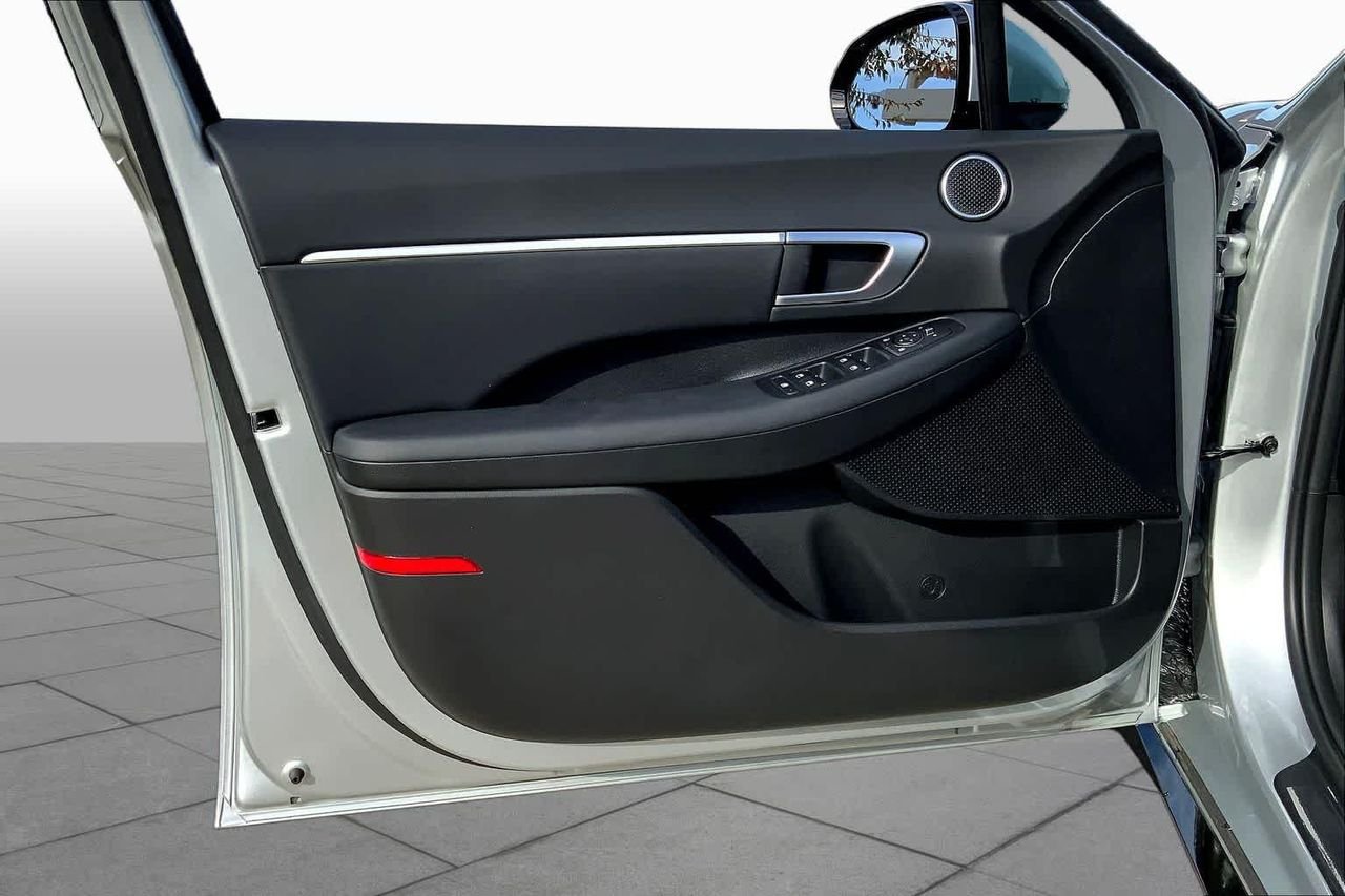 2026 Hyundai Sonata SEL - Photo 10
