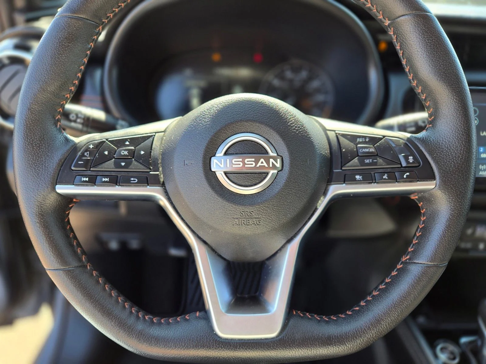 Used 2024 Gray/Super Black Nissan SR image 31