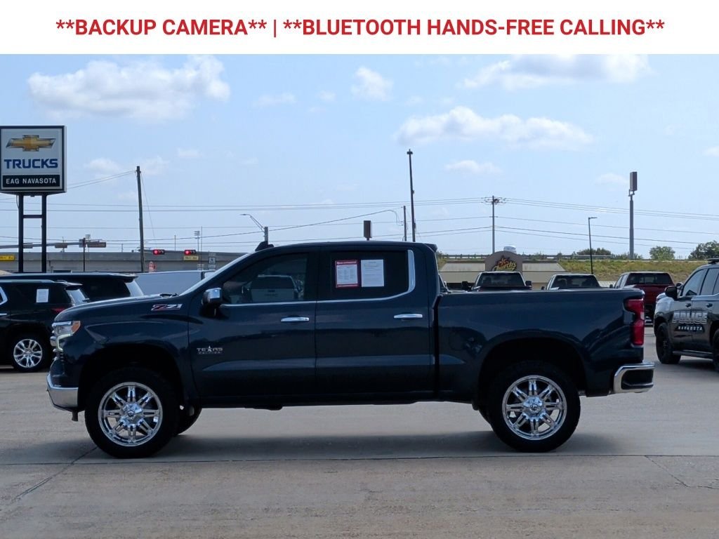 Used 2022 Blue Chevrolet LTZ image 5