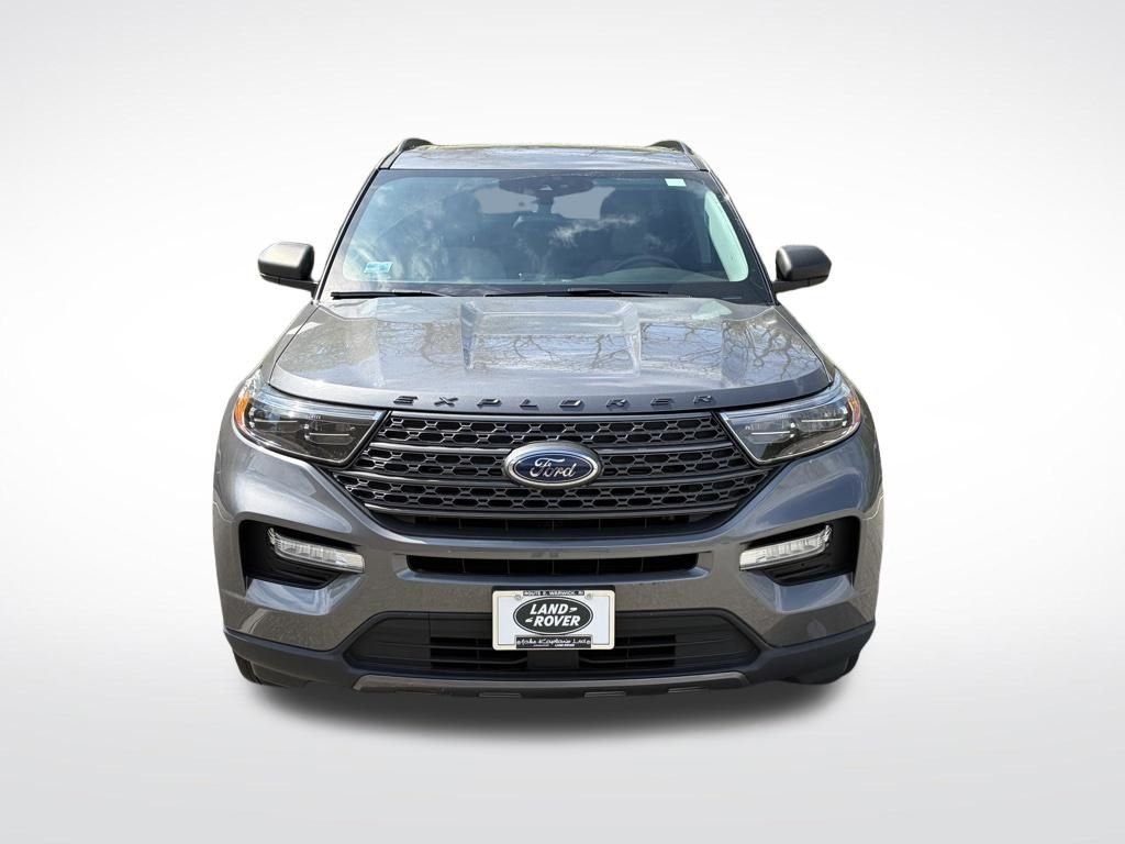 Used 2021 Gray Ford XLT image 2