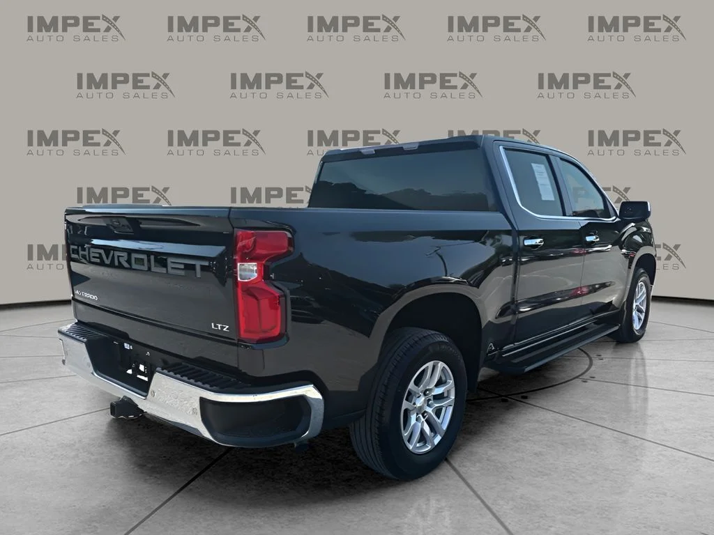 Used 2023 Gray Chevrolet LTZ image 3