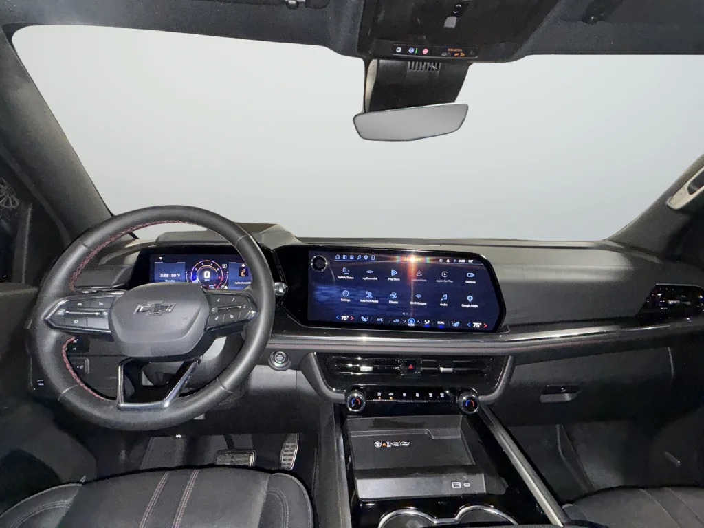 Used 2025 Black Chevrolet RST image 11