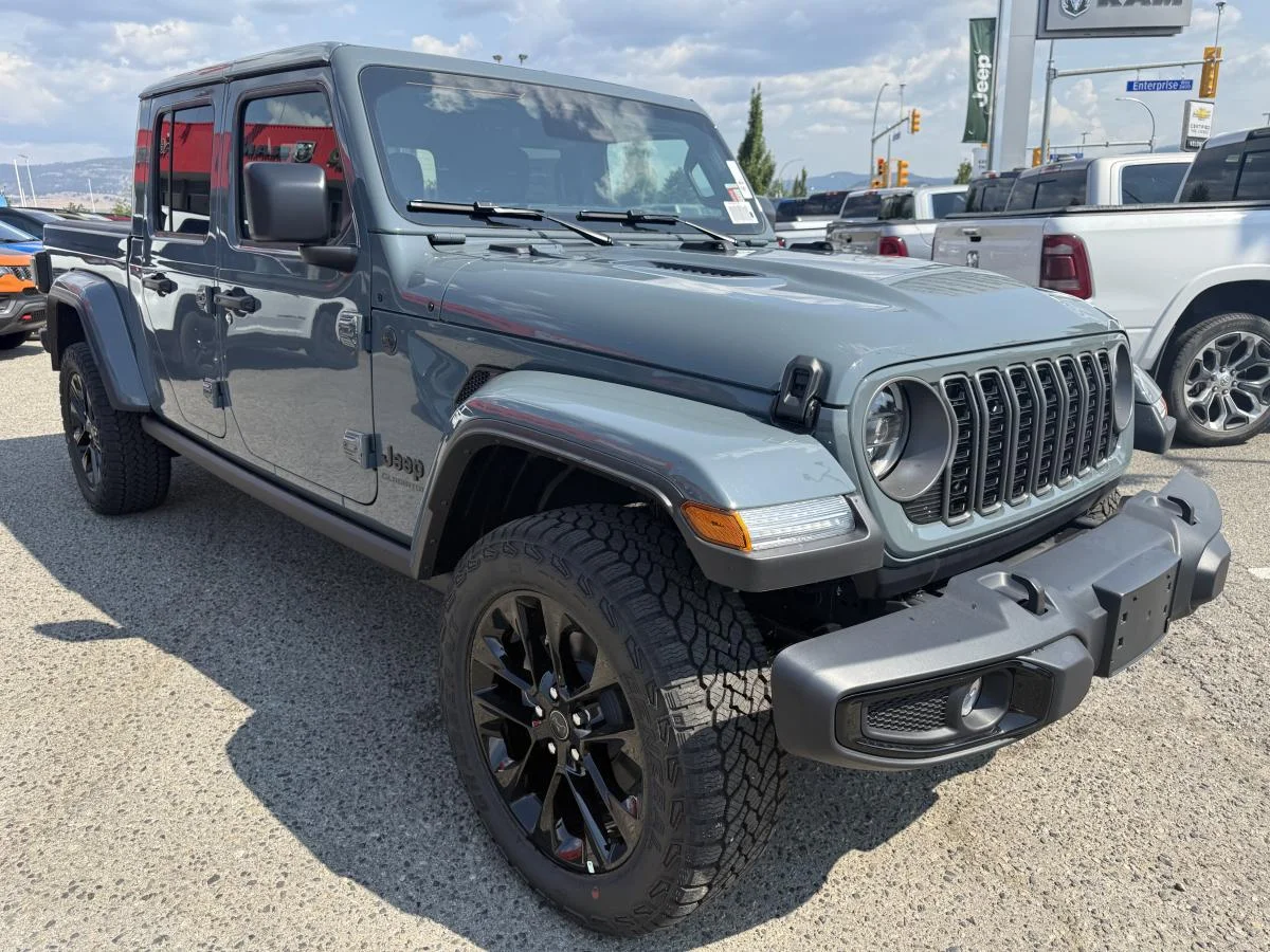 New 2026 Dark blue Jeep Nighthawk image 8