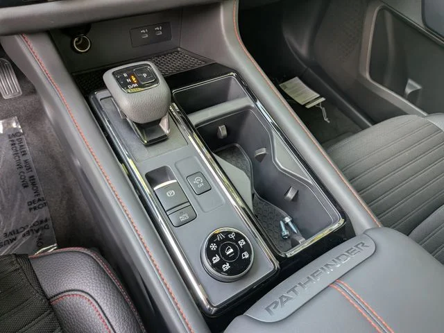 New 2026 Boulder Gray Pearl / Super Black Two-tone Nissan Rock Creek® image 23