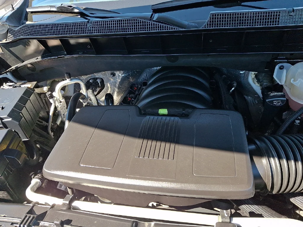 Used 2026 Summit White Chevrolet RST image 30