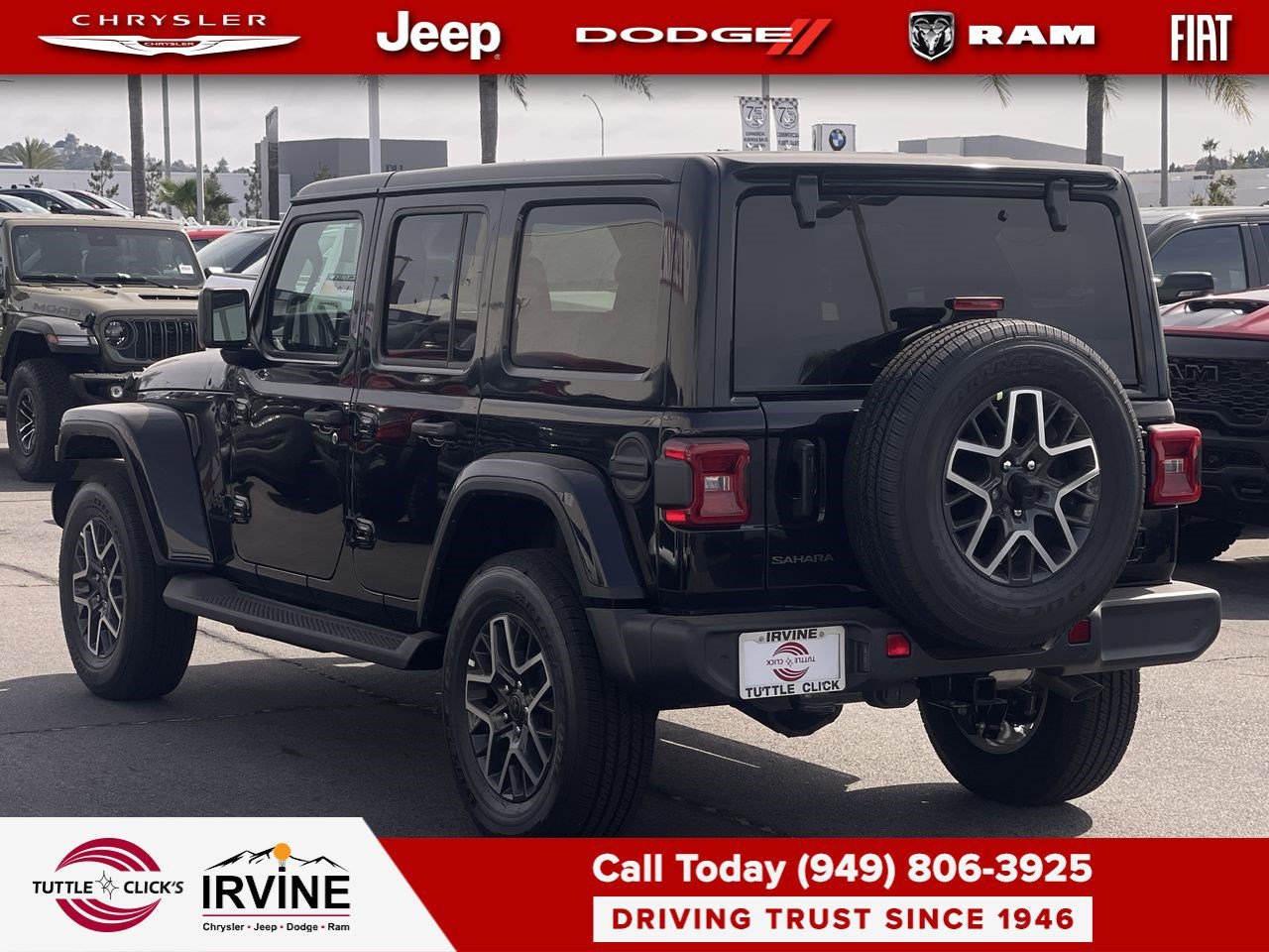 New 2026 Black Clear-Coat Exterior Paint Jeep Sahara image 4
